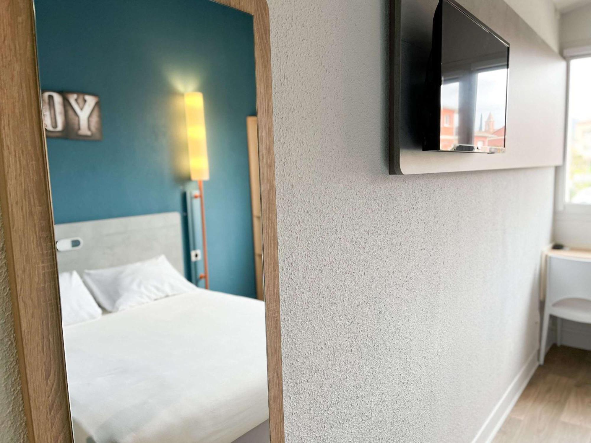 Ibis Budget Saint Christol Les Ales Exterior foto