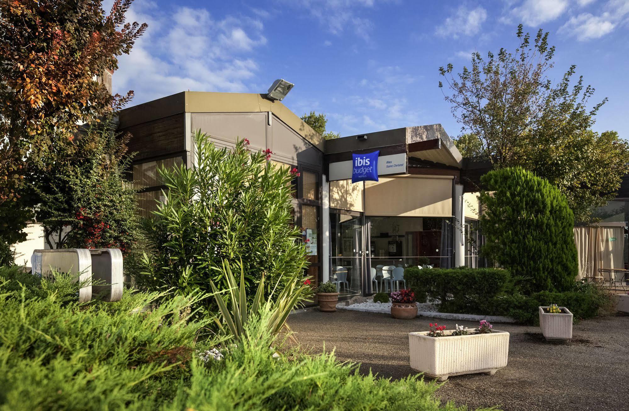 Ibis Budget Saint Christol Les Ales Exterior foto
